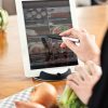 Chef tablet stand with touchpen - Image 9