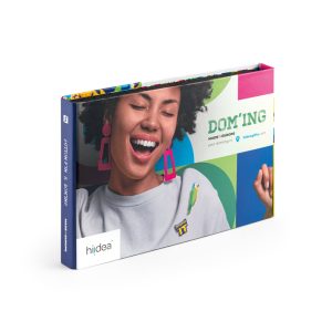 PIN & DOMING SHOWCASE. Prezentoar 2 u 1 bedž & doming