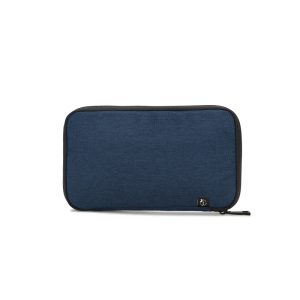 Newcastle BAG. Torba-organizator od 600D recikliranog poliestera visoke gustoće s prostranim glavnim pretincem za tehnološke dodatke