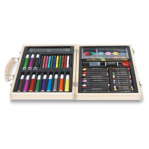 Artist's set in wooden box IT2369