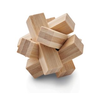 Bamboo brain teaser star shape MO6987